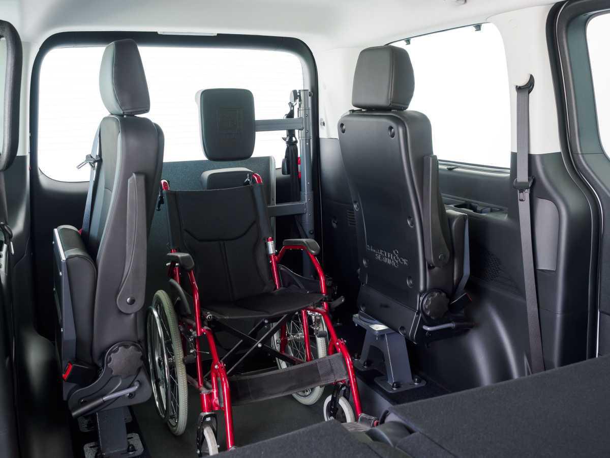 HYUNDAI JUNTO A REHATRANS LANZA EL NUEVO HYUNDAI STARIA HEV ADAPTADO PARA PERSONAS CON MOVILIDAD REDUCIDA