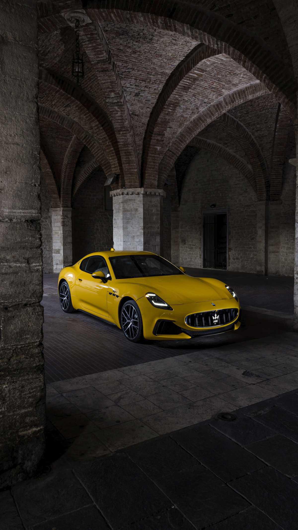 MASERATI EN LAS CARRETERAS DE LA MILLE MIGLIA 2025