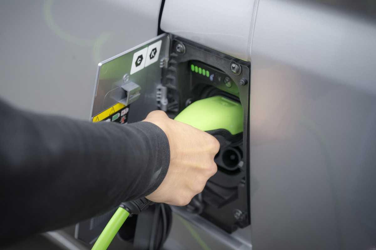 IVECO COMPLETA SU OFERTA ELÉCTRICA DE VEHÍCULOS COMERCIALES LIGEROS CON LOS NUEVOS EJOLLY Y ESUPERJOLLY: