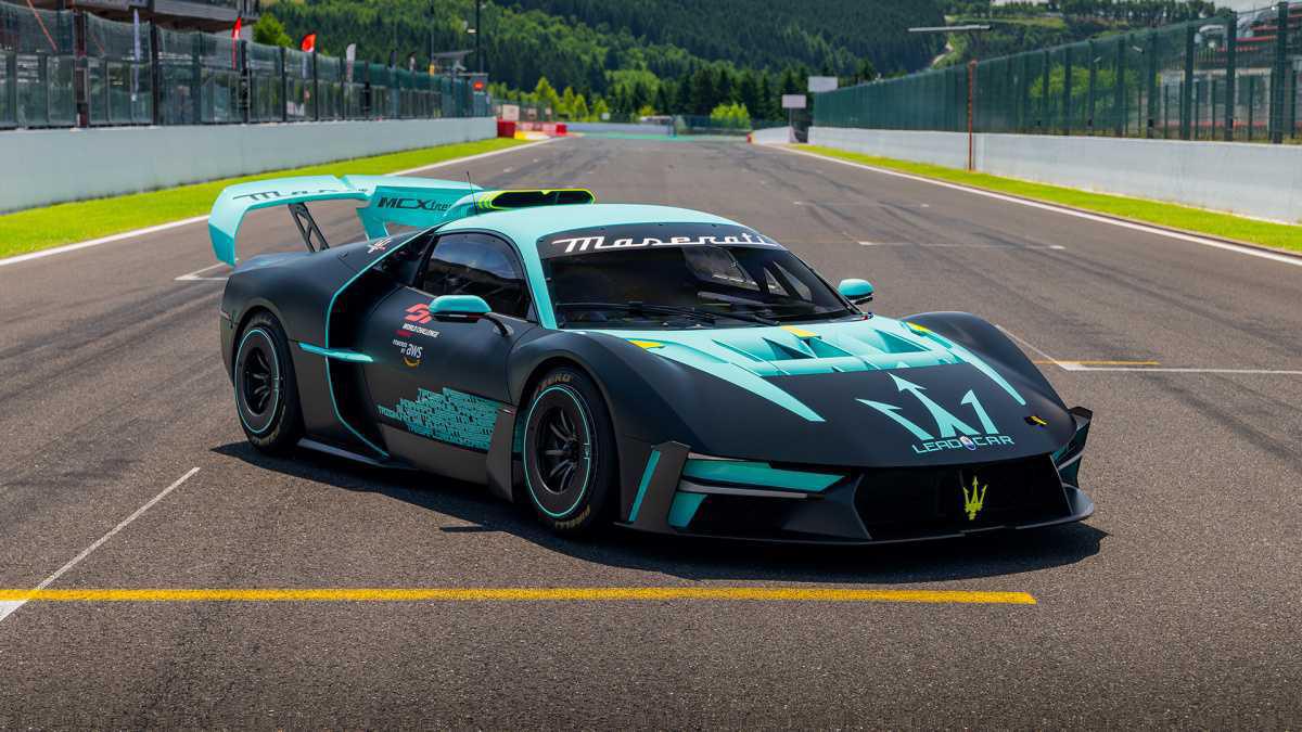 EL MASERATI MCXTREMA REVIVE LA LEYENDA DEL MC12 EN LAS 24 HORAS DE SPA DE CROWDSTRIKE