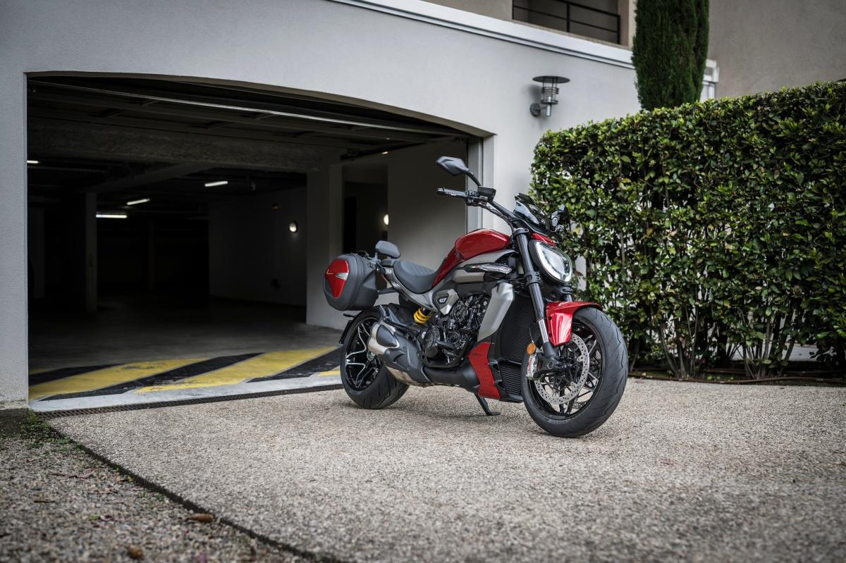  Accesorios originales Ducati para Multistrada V2 y XDiavel V4: dos formas de vivir el viaje