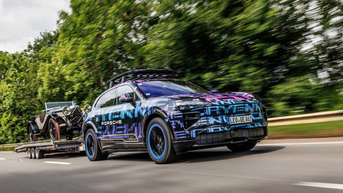 EL CAYENNE ELECTRIC DEMUESTRA SU RENDIMIENTO Y VERSATILIDAD