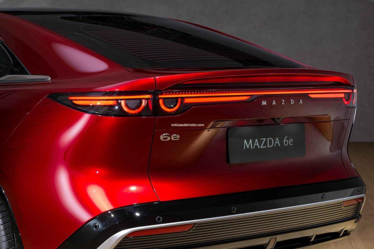 Nuevo Mazda 6e: Artesanía, Diseño y Tecnología de vanguardia