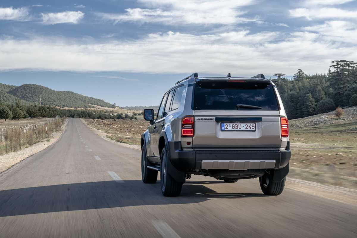 TOYOTA ESPAÑA PRESENTA EL LAND CRUISER MILD HYBRID