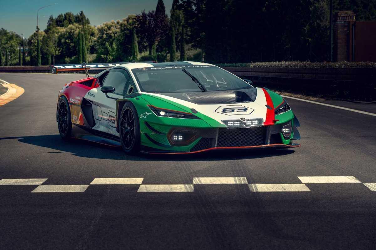 LAMBORGHINI TEMERARIO GT3: CONCEBIDO Y PRODUCIDO EN SANT’AGATA BOLOGNESE LAMBORGHINI TEMERARIO GT3: CONCEBIDO Y PRODUCIDO EN SANT’AGATA BOLOGNESE