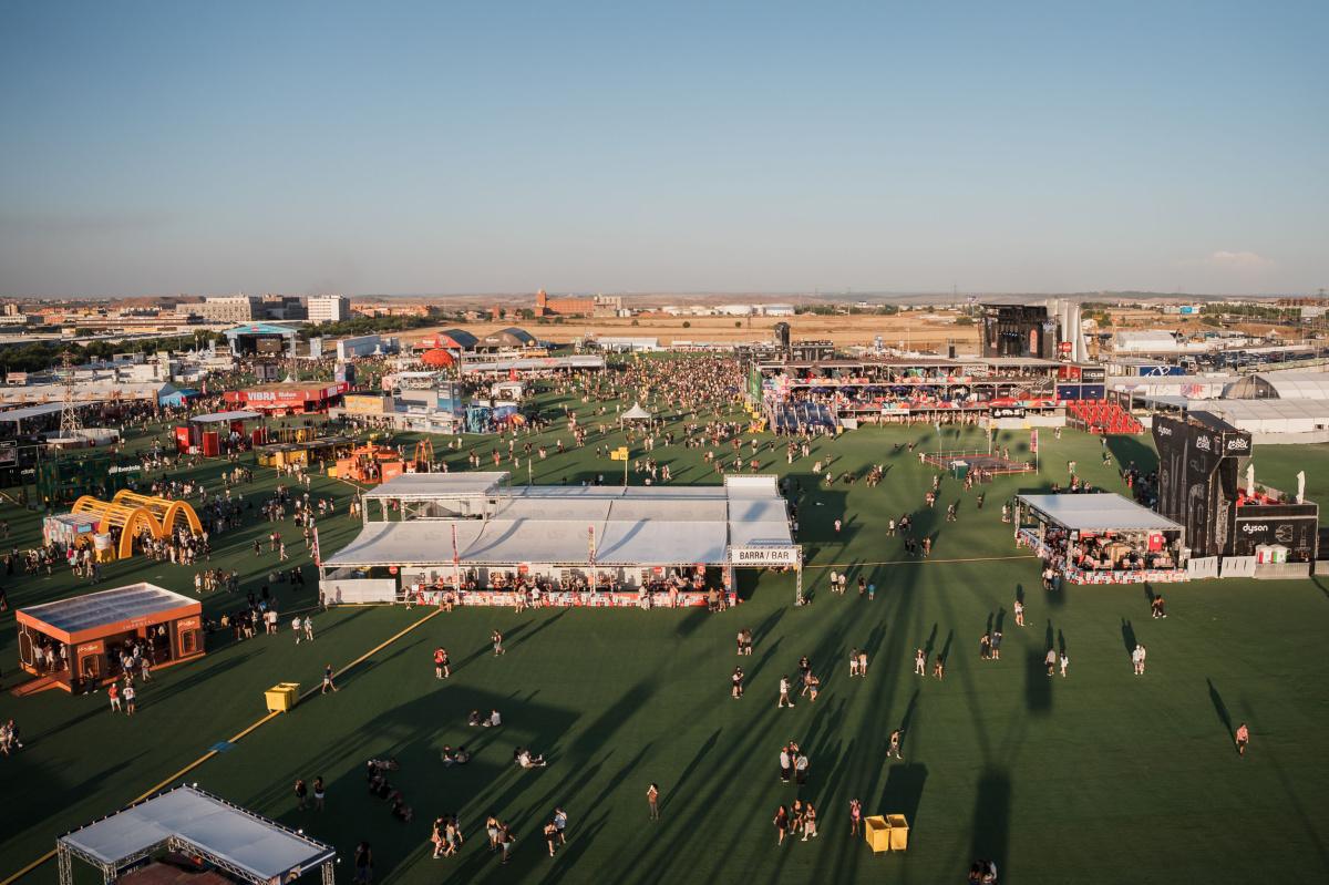 ¿UNA FLOTA DE JAECOO 7 SHS PARA ALIMENTAR DE ENERGÍA UN ESCENARIO DEL MAD COOL FESTIVAL?
