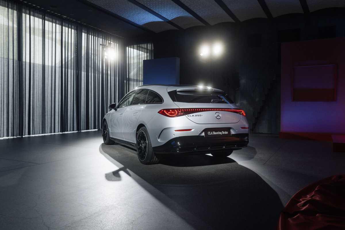 EL NUEVO MERCEDES‑BENZ CLA SHOOTING BRAKE CON TECNOLOGÍA EQ: MÁS ESPACIO PARA LA INTELIGENCIA EL NUEVO MERCEDES‑BENZ CLA SHOOTING BRAKE CON TECNOLOGÍA EQ: MÁS ESPACIO PARA LA INTELIGENCIA