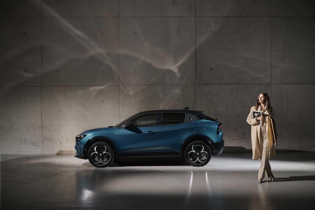 EL ALFA ROMEO JUNIOR CONQUISTA EL MERCADO CON LA GAMA MÁS POLIFACÉTICA DE SU CATEGORÍA