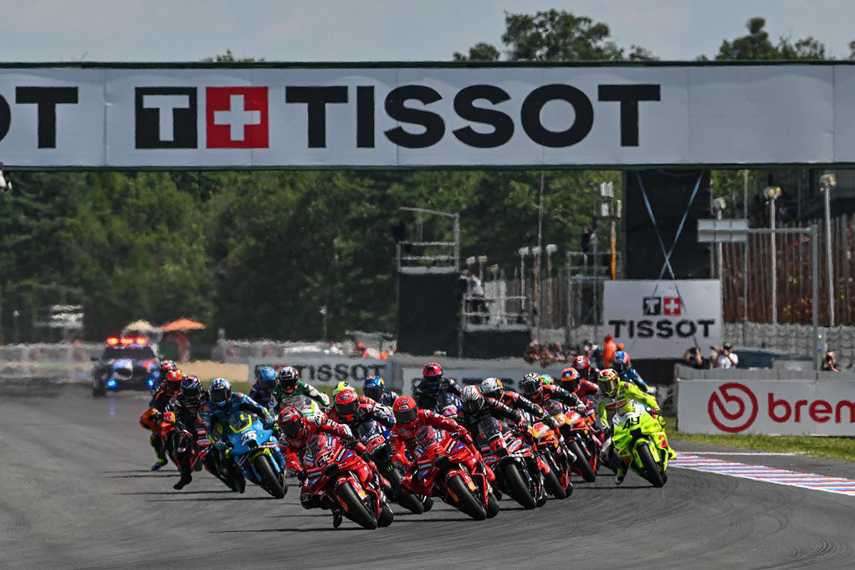 Marc Márquez maravilla con su quinto pleno consecutivo