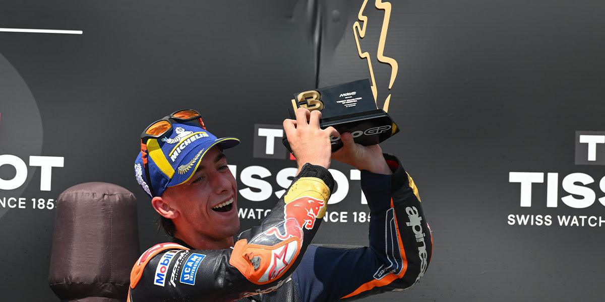 Marc Márquez maravilla con su quinto pleno consecutivo