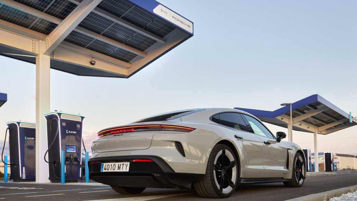 PORSCHE IBÉRICA LIDERA LA EXPANSIÓN DE LA CARGA RÁPIDA