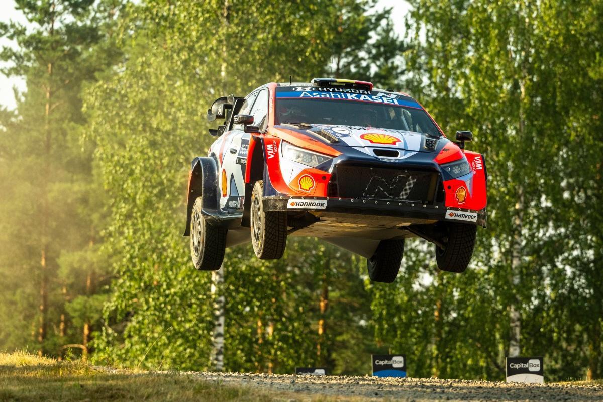 DOBLE PODIO DE HYUNDAI EN EL RALLY DE FINLANDIA CON ROVANPERA COMO LIDER PROVISIONAL