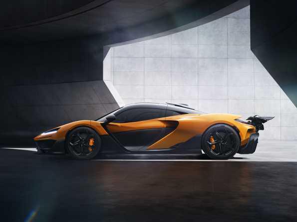 El McLaren W1 hará su debut público en América en Exotics on Broadway el sábado 16 de agosto. Le acompañarán la última edición especial de McLaren, el McLaren 750S Le Mans, y un Artura Spider especial States of Endurance