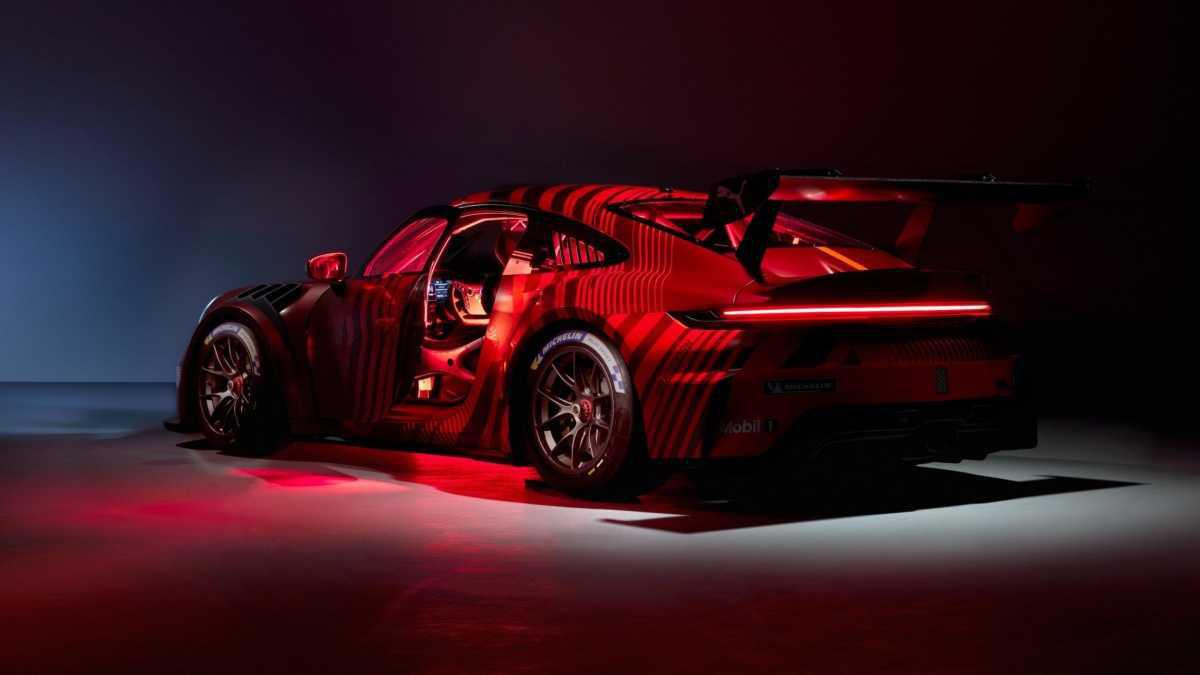 NUEVO 911 CUP: MÁS PRESTACIONES PARA EL EXITOSO COCHE DE CARRERAS