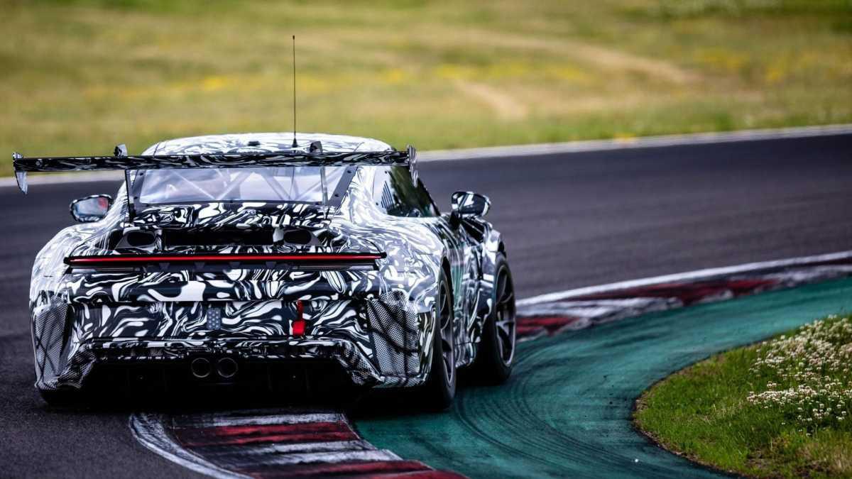 NUEVO 911 CUP: MÁS PRESTACIONES PARA EL EXITOSO COCHE DE CARRERAS