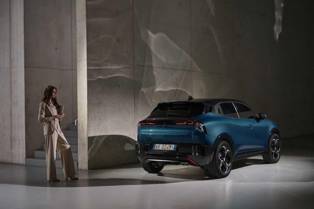 ELECTRIFICACIÓN CON TODA LA DEPORTIVIDAD Y EMOCIÓN DE ALFA ROMEO