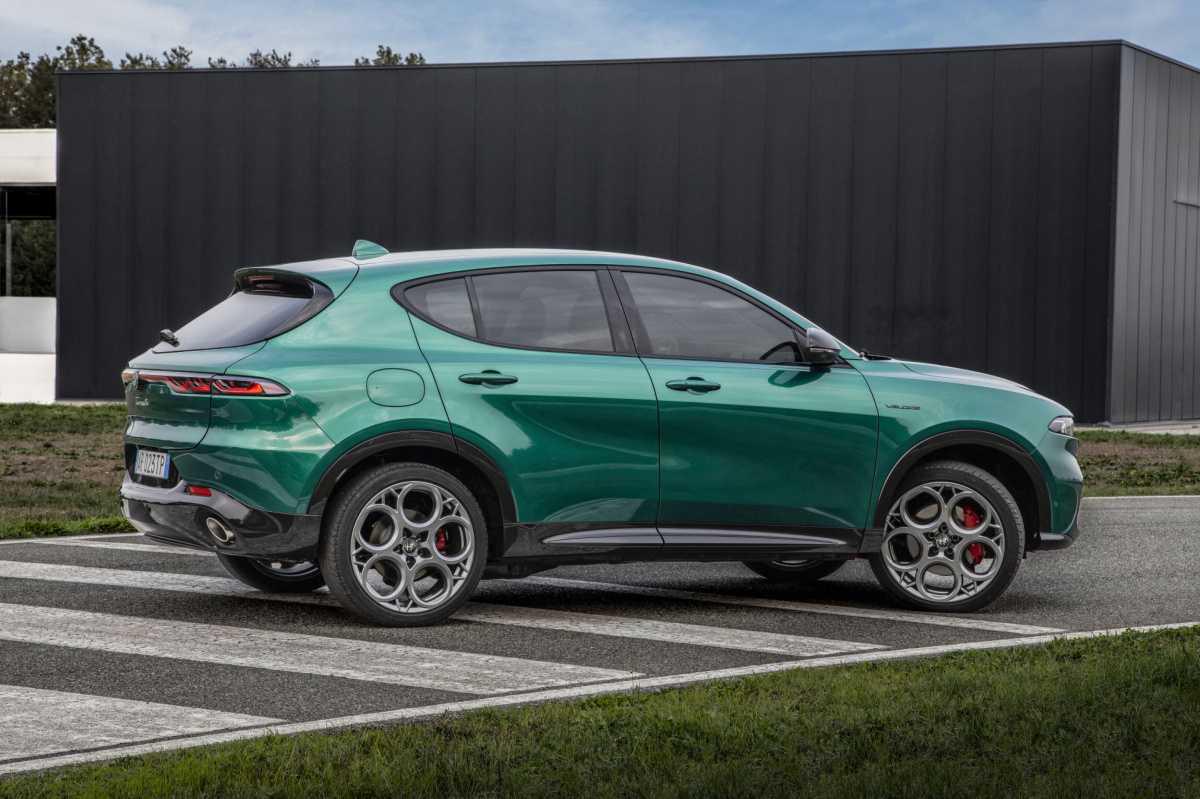 ELECTRIFICACIÓN CON TODA LA DEPORTIVIDAD Y EMOCIÓN DE ALFA ROMEO