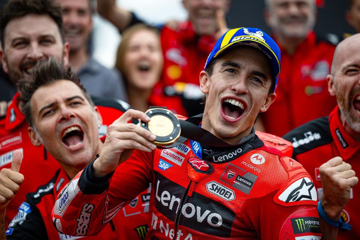  Marc Márquez y el Ducati Lenovo Team, protagonistas en Hungría con la victoria en la Sprint en Balaton Park. Francesco Bagnaia, decimotercero