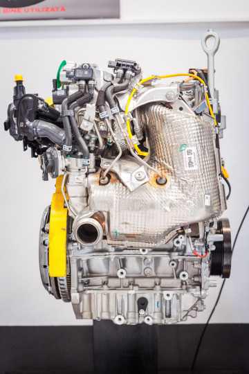 Horse Technologies comienza la producción del motor HR12 LPG MHEV en Mioveni