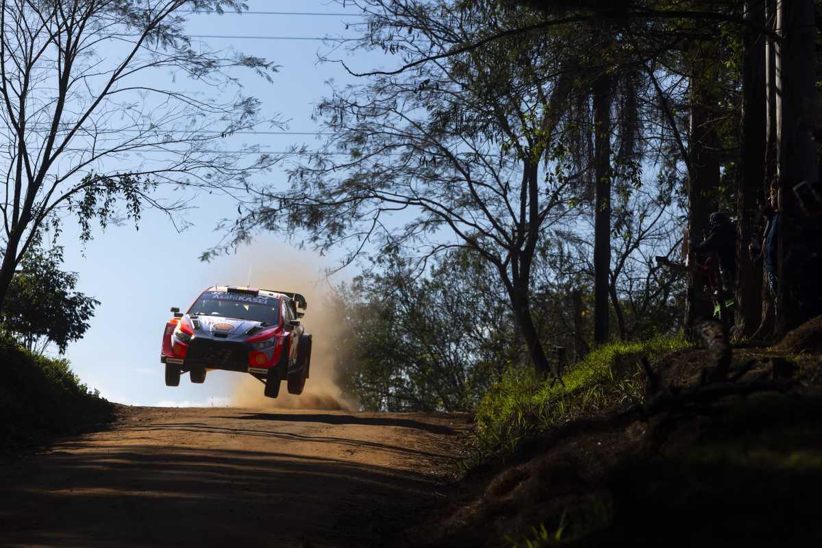 RALLY DEL PARAGUAY: LOS TRES EQUIPOR DE HYUNDAI ENTRE LOS CINCO PRIMEROS RALLY DEL PARAGUAY: LOS TRES EQUIPOR DE HYUNDAI ENTRE LOS CINCO PRIMEROS