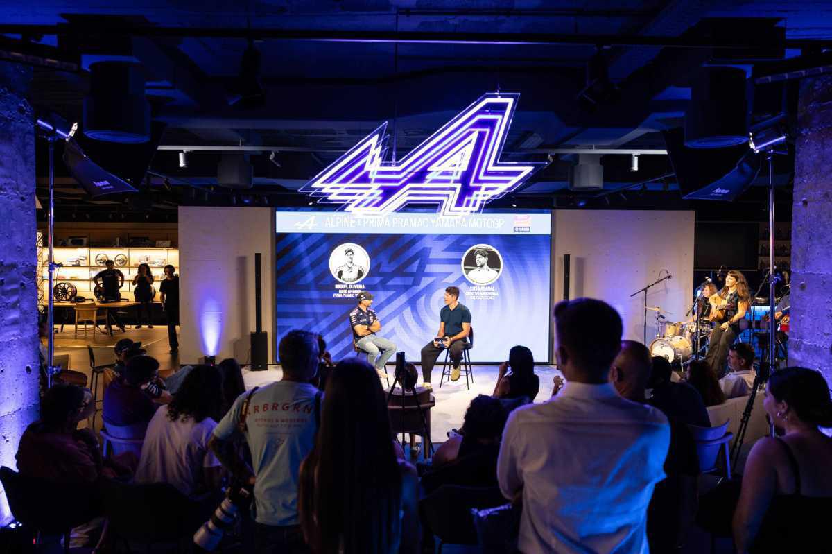 ALPINE Y PRIMA PRAMAC YAMAHA MOTOGP SE REÚNEN EN BARCELONA PARA CELEBRAR UNA ASOCIACIÓN DE ÉXITO EN EL MUNDO DEL MOTORSPORT