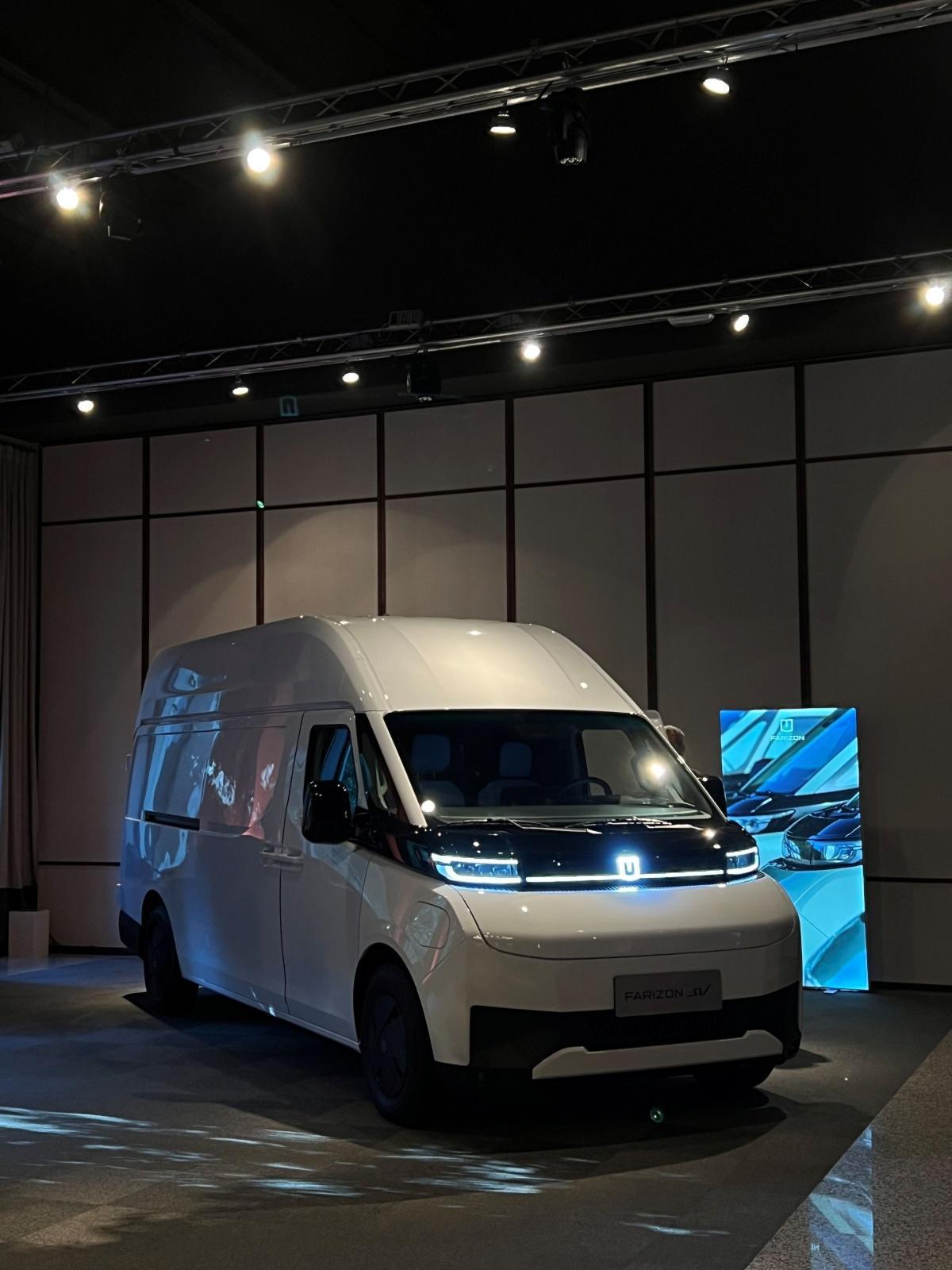 FARIZON REFUERZA SU COMPROMISO CON EUROPA FARIZON REFUERZA SU COMPROMISO CON EUROPA