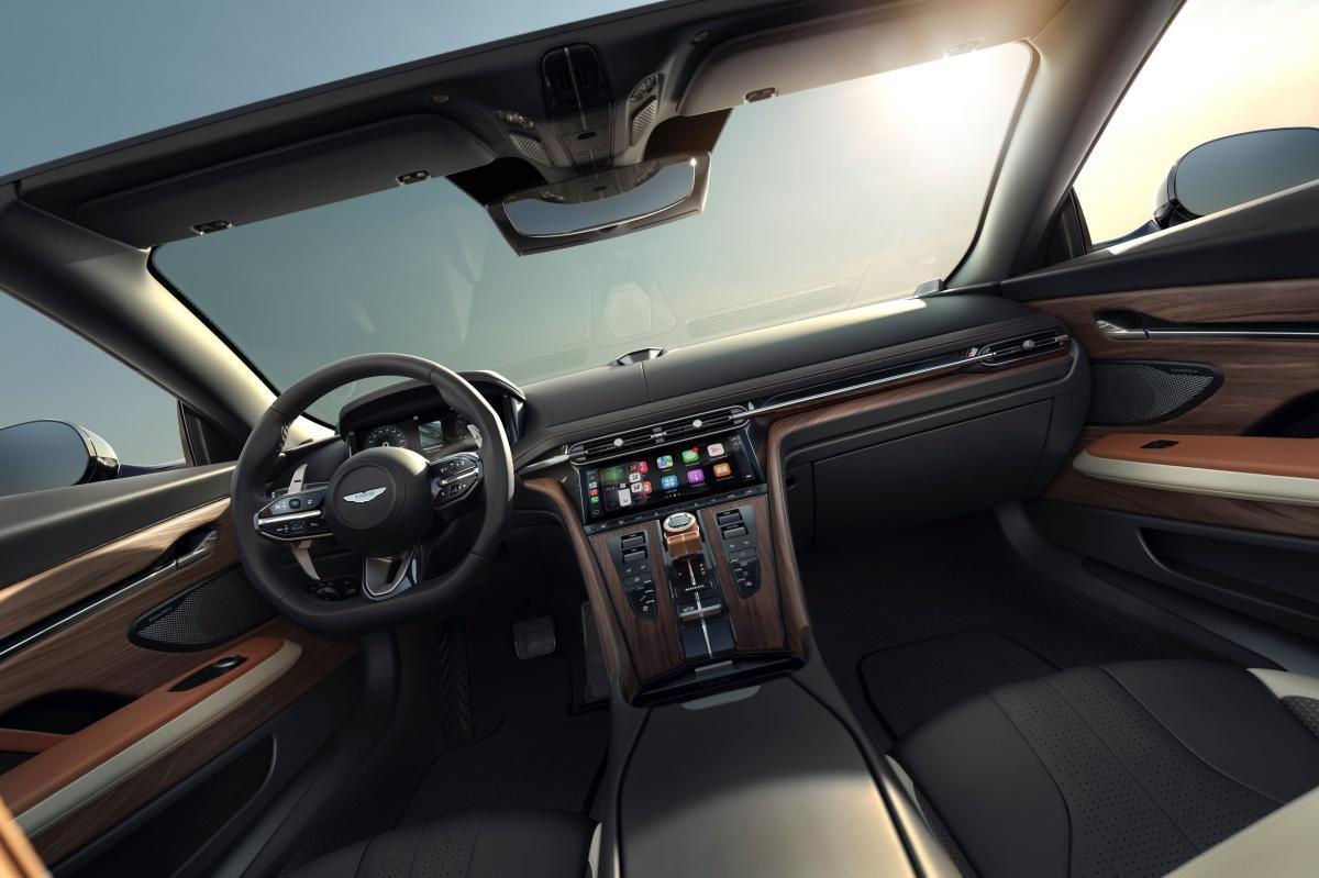 Q BY ASTON MARTIN CELEBRA 60 AÑOS DE VOLANTE CON EDICIONES EXCLUSIVAS DE ANIVERSARIO