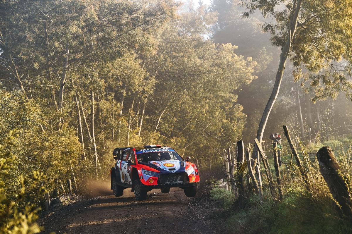 SOLO FOURMAUX RESISTE EN EL PODIO PARA HYUNDAI EN EL RALLY DE CHILE