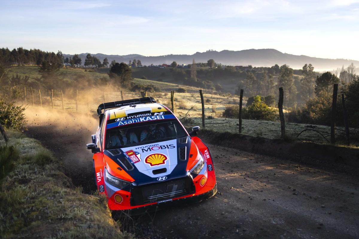 SOLO FOURMAUX RESISTE EN EL PODIO PARA HYUNDAI EN EL RALLY DE CHILE