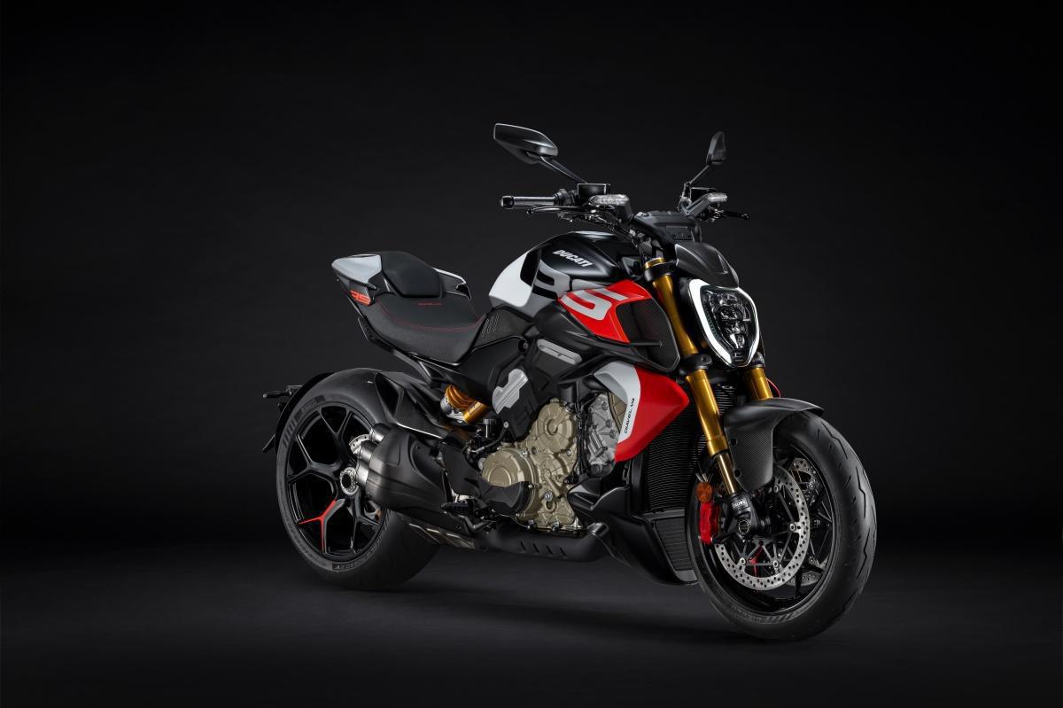  Diavel V4 RS y Multistrada V4 RS: estilo, prestaciones y ligereza sin concesiones