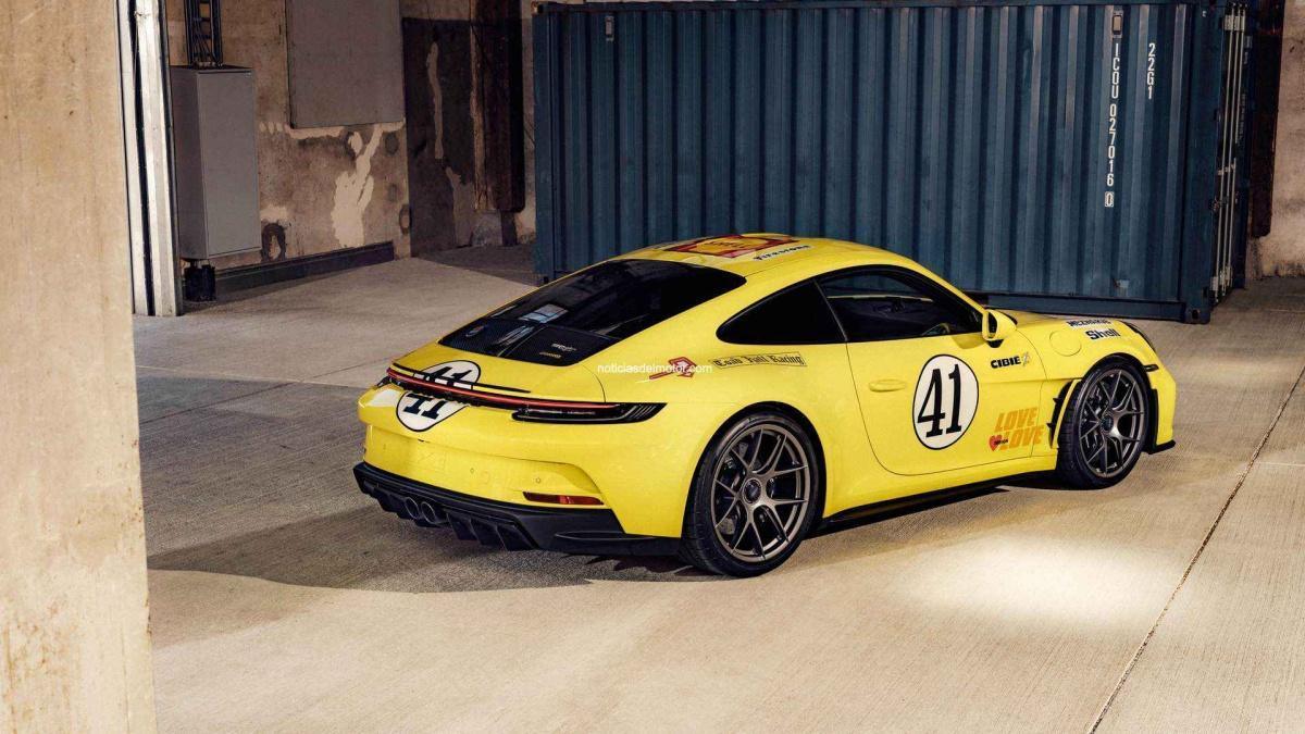 PORSCHE 911 S/T: EL REGRESO DE UNA LEYENDA PORSCHE 911 S/T: EL REGRESO DE UNA LEYENDA