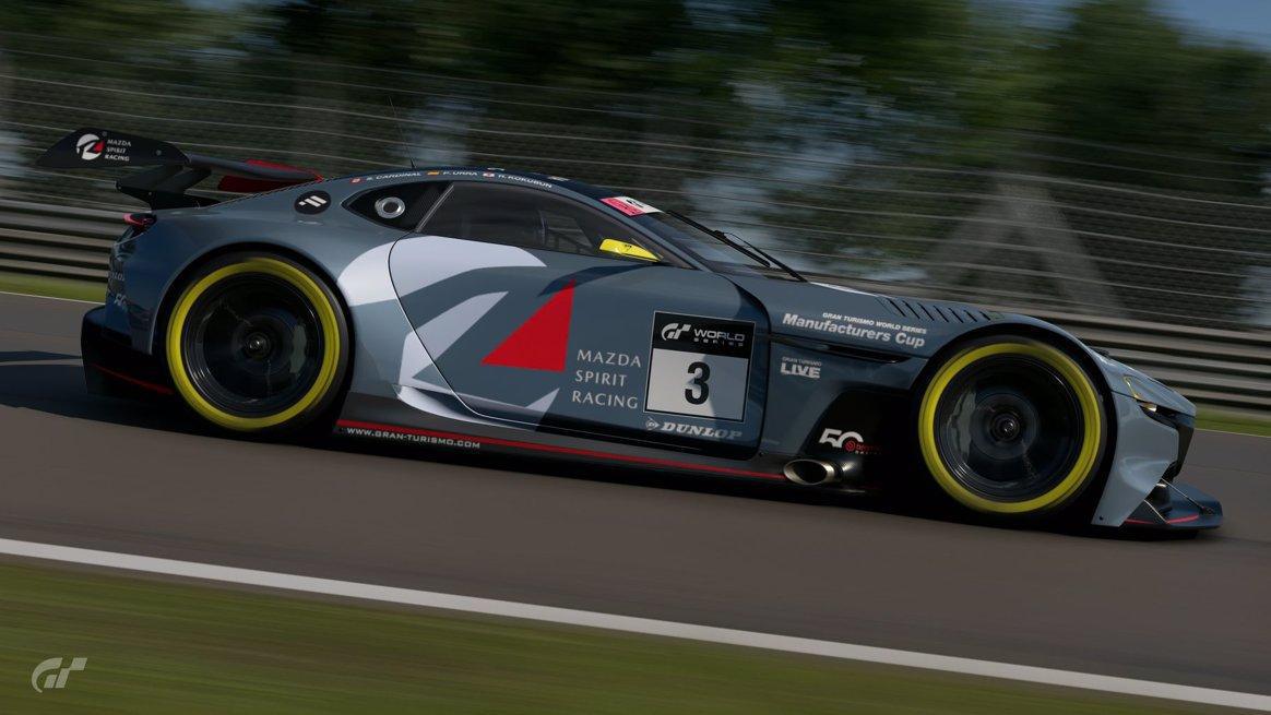 Mazda logra un sólido resultado en la segunda ronda de las Gran Turismo World Series en Berlín