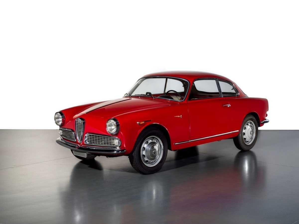 EL ESPÍRITU DEPORTIVO DE ALFA ROMEO TAMBIÉN EN DIMENSIONES COMPACTAS