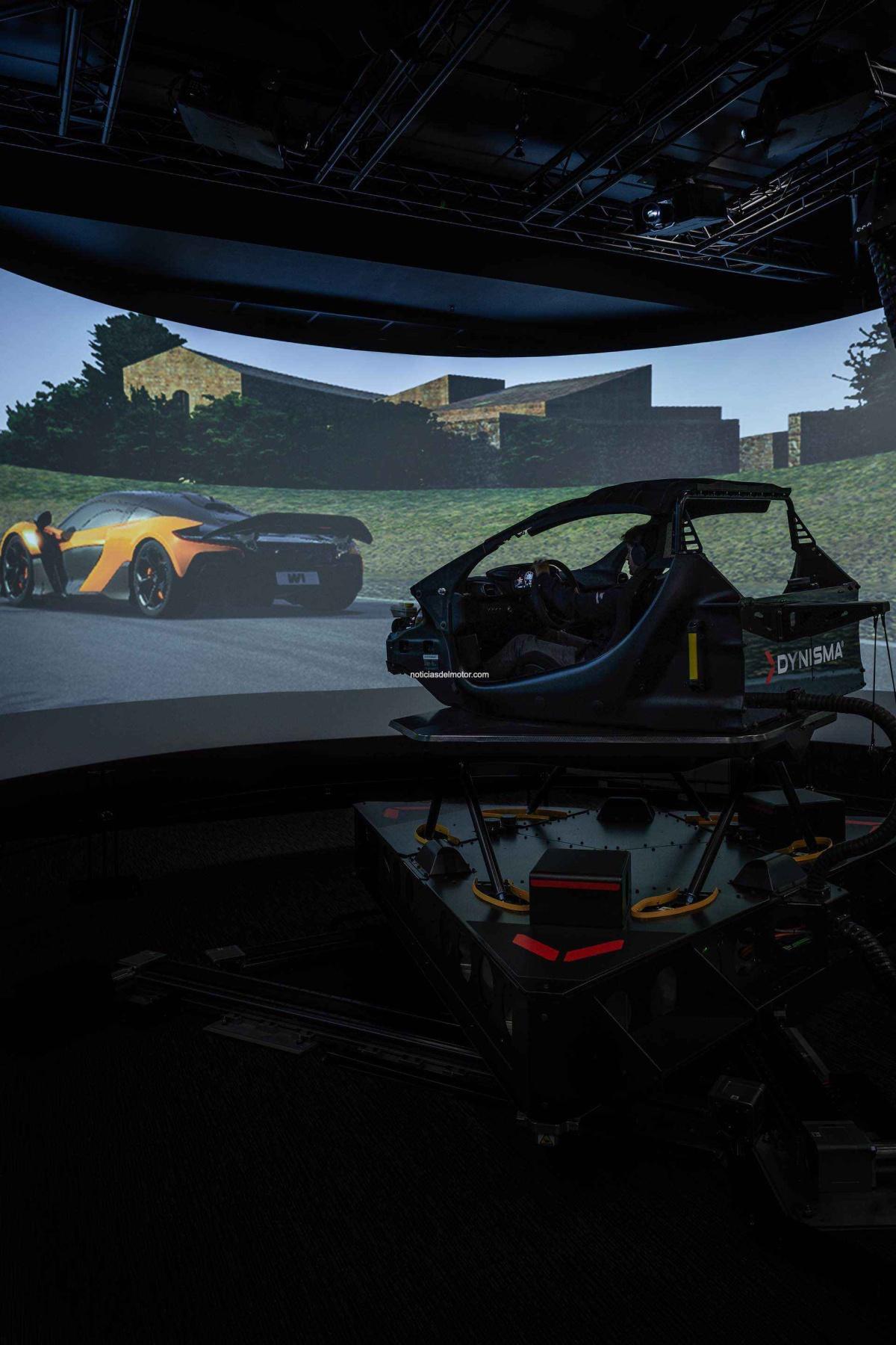 Las capacidades de desarrollo virtual de McLaren Automotive están optimizadas gracias al simulador Dynisma Motion Generator™ de última generación instalado en el McLaren Technology Centre.