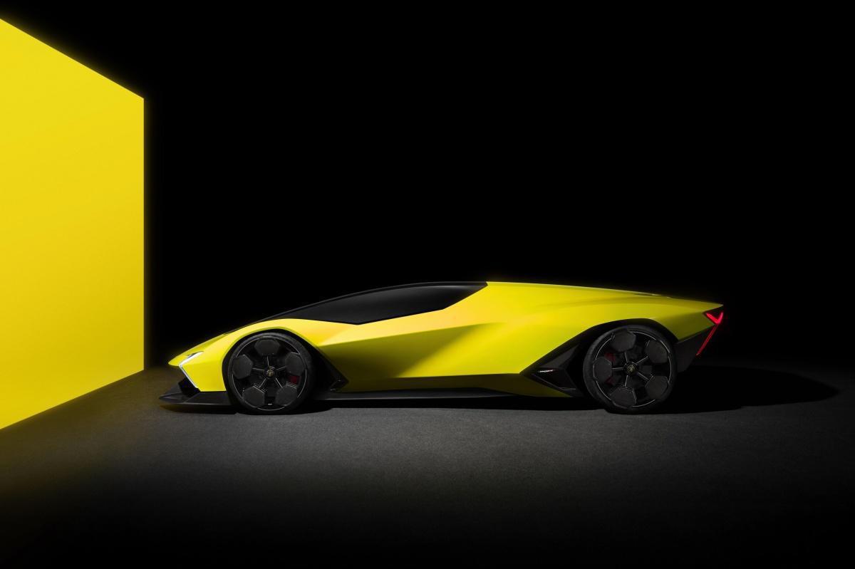 CENTRO STILE LAMBORGHINI: CREANDO EL DISEÑO DEL FUTURO CENTRO STILE LAMBORGHINI: CREANDO EL DISEÑO DEL FUTURO