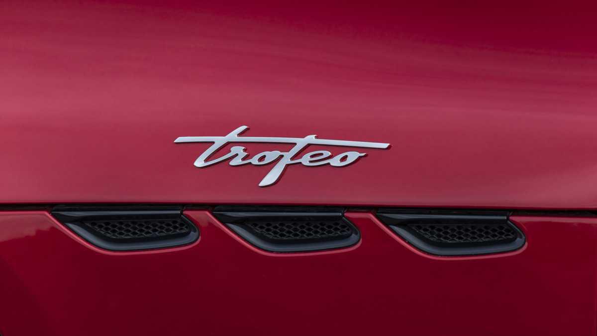 EL MASERATI GRANTURISMO TROFEO, GALARDONADO COMO MEJOR DISEÑO DE COCHE DE COMBUSTIÓN EN LOS IV PREMIOS CARDESIGN.ES