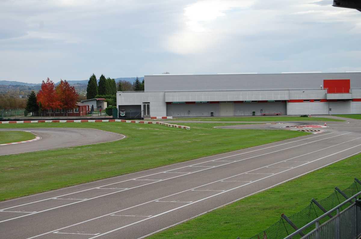 MUSEO Y CIRCUITO DE KARTING FERNANDO ALONSO: UN SUEÑO DEL MOTORSPORT EN EL CORAZON DE ASTURIAS MUSEO Y CIRCUITO DE KARTING FERNANDO ALONSO: UN SUEÑO DEL MOTORSPORT EN EL CORAZON DE ASTURIAS