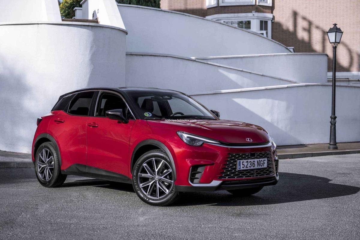 LBX 2026: LEXUS TRANSFORMA SU GAMA CON UN ENFOQUE SENCILLO Y ELEGANTE