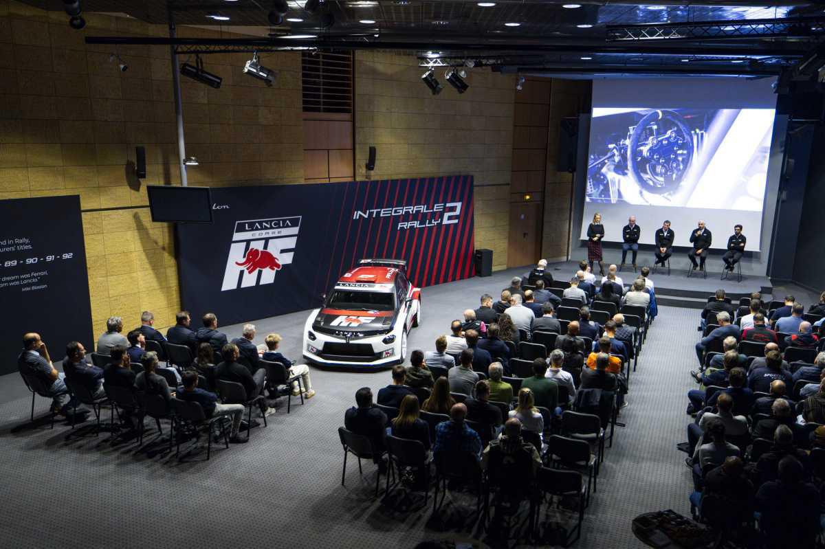 CARRERAS-CLIENTE: LANCIA ADELANTA SU LANZAMIENTO EN RALLY2 CON UN SEGUNDO DÍA EXITOSO EN SATORY CARRERAS-CLIENTE: LANCIA ADELANTA SU LANZAMIENTO EN RALLY2 CON UN SEGUNDO DÍA EXITOSO EN SATORY