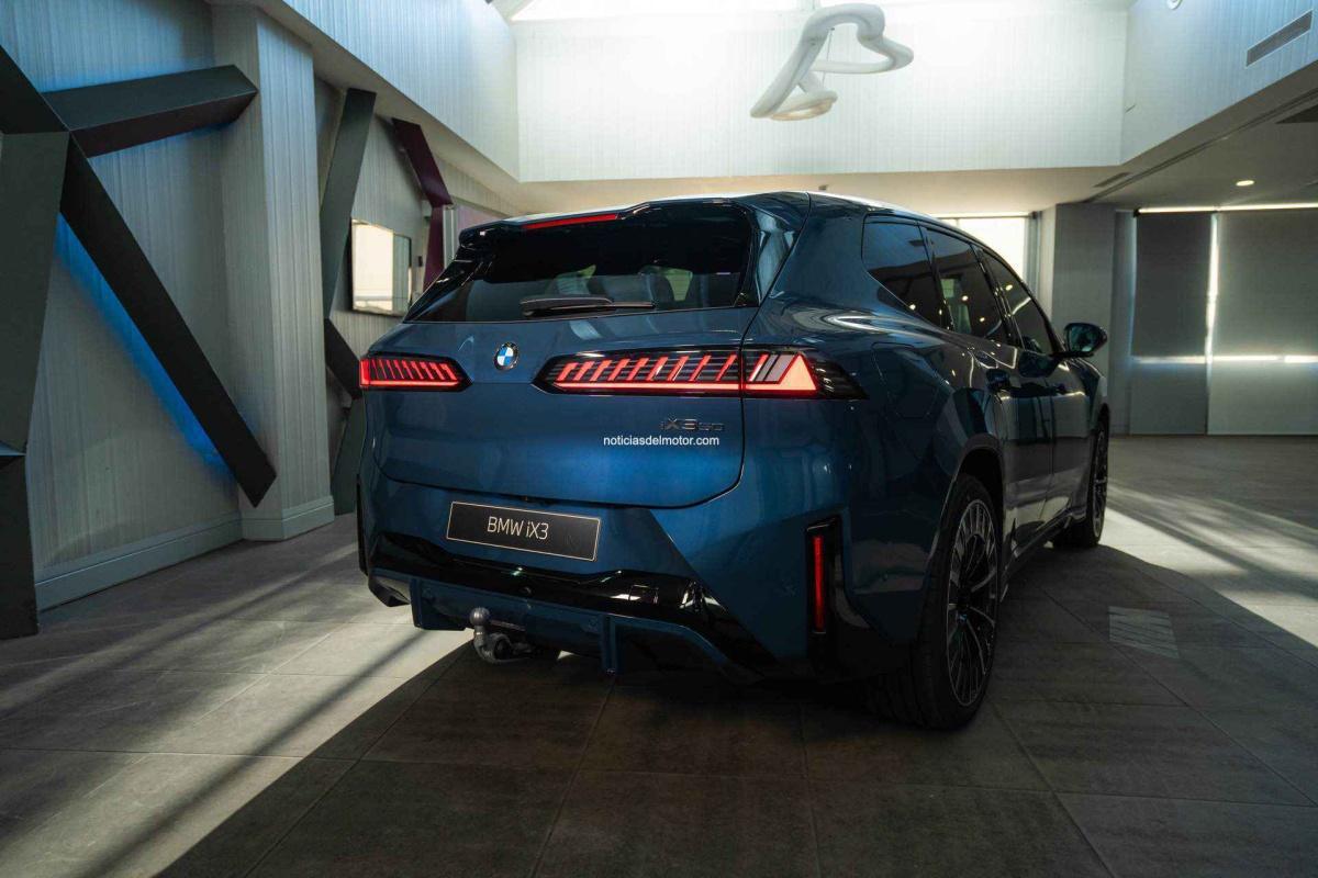 BMW IX3 50 XDRIVE: UNA NUEVA ERA EN LA MOVILIDAD ELECTRICA
