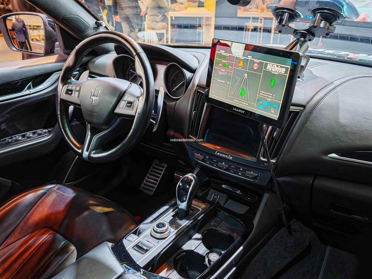 STELLANTIS ACELERA LA INNOVACIÓN EN CONDUCCIÓN AUTOMATIZADA A TRAVÉS DEL PROYECTO INSIGNIA EUROPEO HI-DRIVE STELLANTIS ACELERA LA INNOVACIÓN EN CONDUCCIÓN AUTOMATIZADA A TRAVÉS DEL PROYECTO INSIGNIA EUROPEO HI-DRIVE