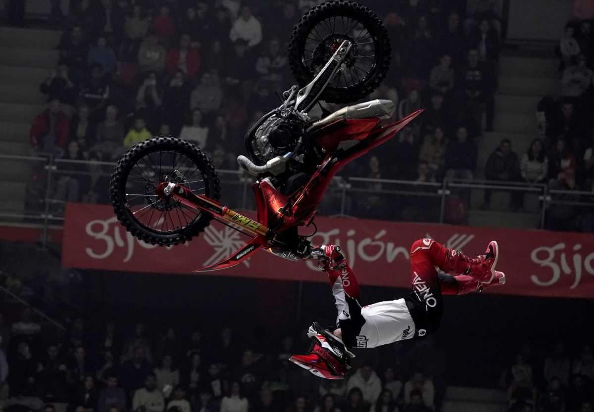 Maikel Melero se cita con Mincha en Gijón Maikel Melero se cita con Mincha en Gijón