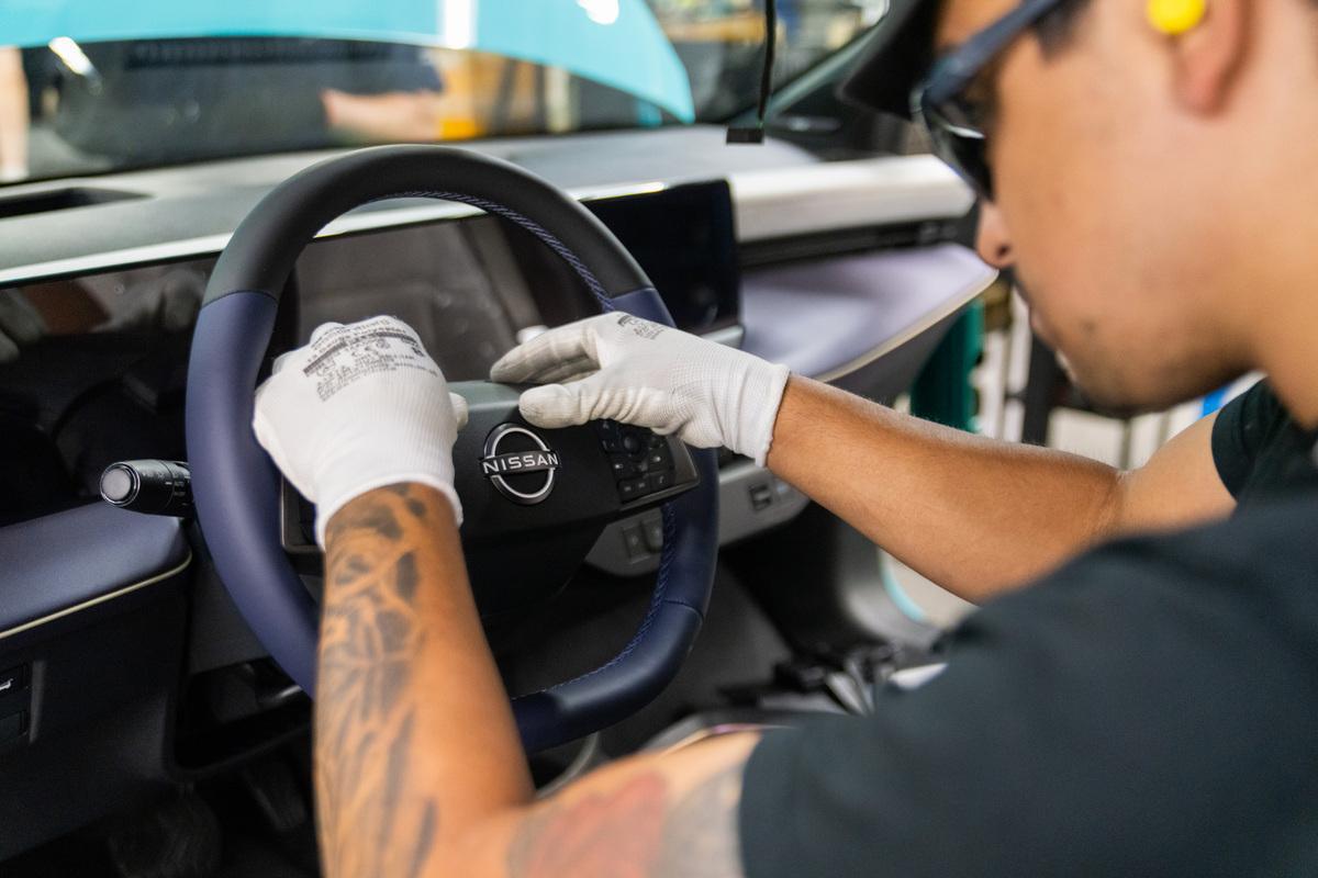 La tercera generación del Nissan LEAF da vida a la visión EV36Zero en la planta de Sunderland