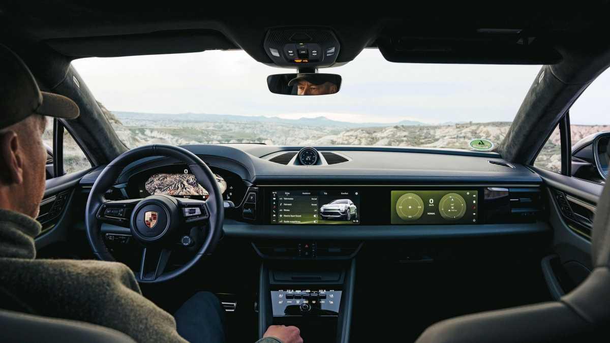 MACAN 4S EN CAPADOCIA: MÁS ALLÁ DEL ASFALTO