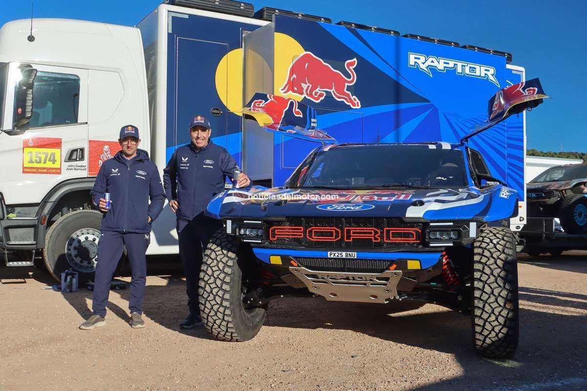 LOS FORD RAPTOR T1+ ANTE LA GRAN CITA DE ENERO: EL DAKAR 2026