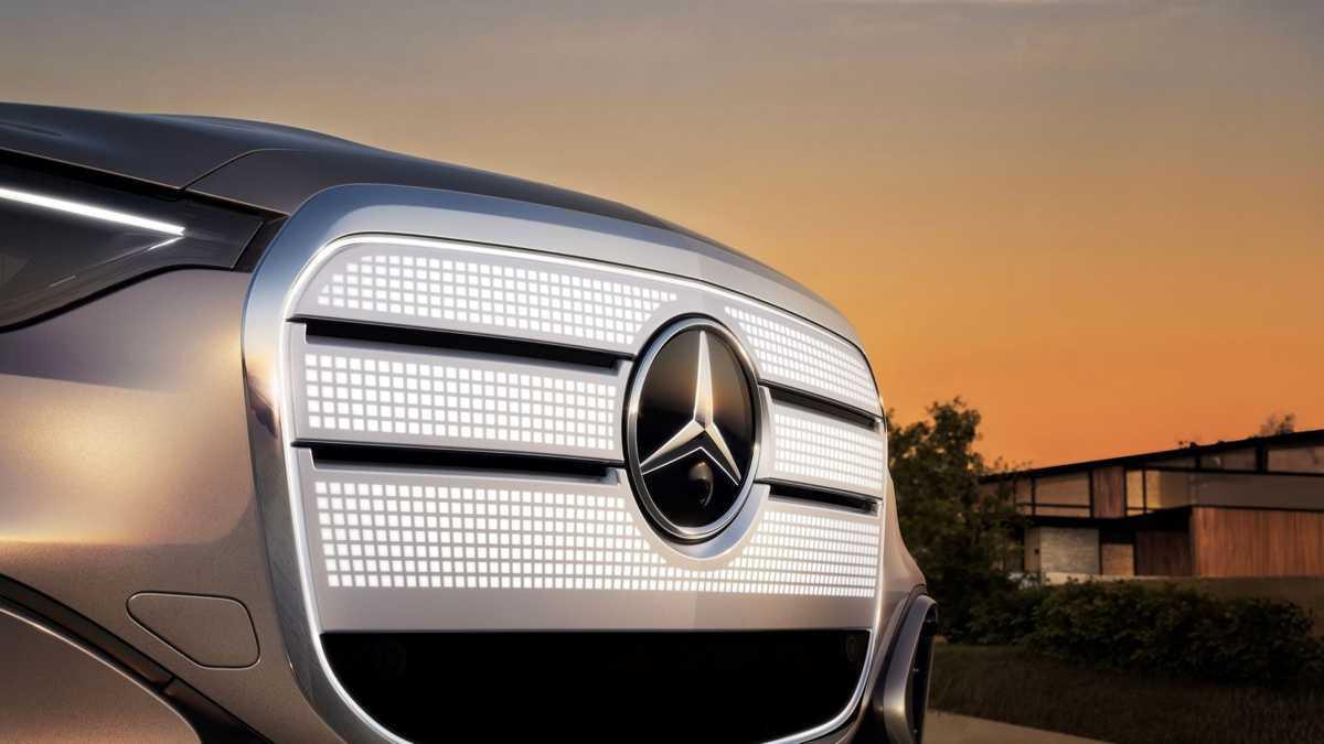 MERCEDES-BENZ REFUERZA SU LIDERAZGO EN EL SEGMENTO PREMIUM EN ESPAÑA