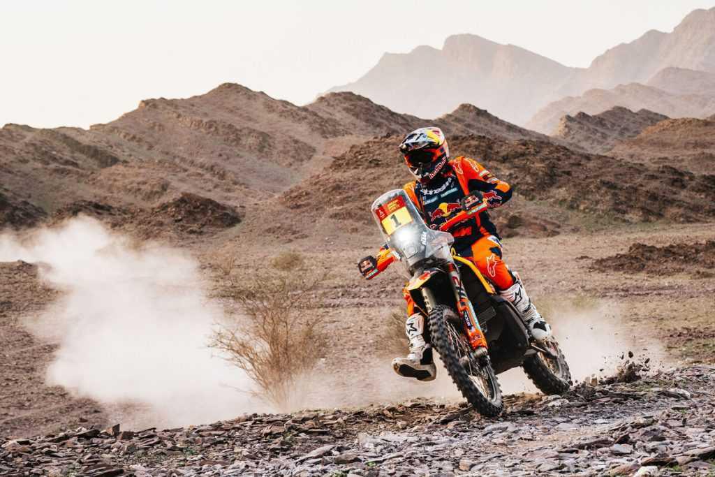 CAMBIO DE LIDERES EN EL DAKAR 2026: AL-ATTIYAH EN COHES Y SANDERS EN MOTOS CAMBIO DE LIDERES EN EL DAKAR 2026: AL-ATTIYAH EN COHES Y SANDERS EN MOTOS