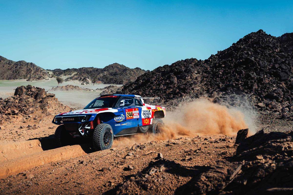 EL SANTANA RACING TEAM SE DESPIDE DEL DAKAR 2026 TRAS SUFRIR UN ACCIDENTE EN SU MEJOR ETAPA EL SANTANA RACING TEAM SE DESPIDE DEL DAKAR 2026 TRAS SUFRIR UN ACCIDENTE EN SU MEJOR ETAPA
