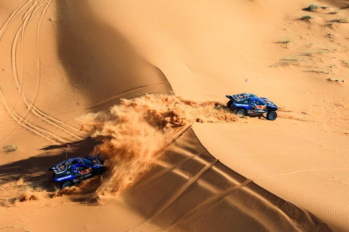 RALLY DAKAR: Carlos Sainz llega a la jornada de descanso en plena lucha por la victoria