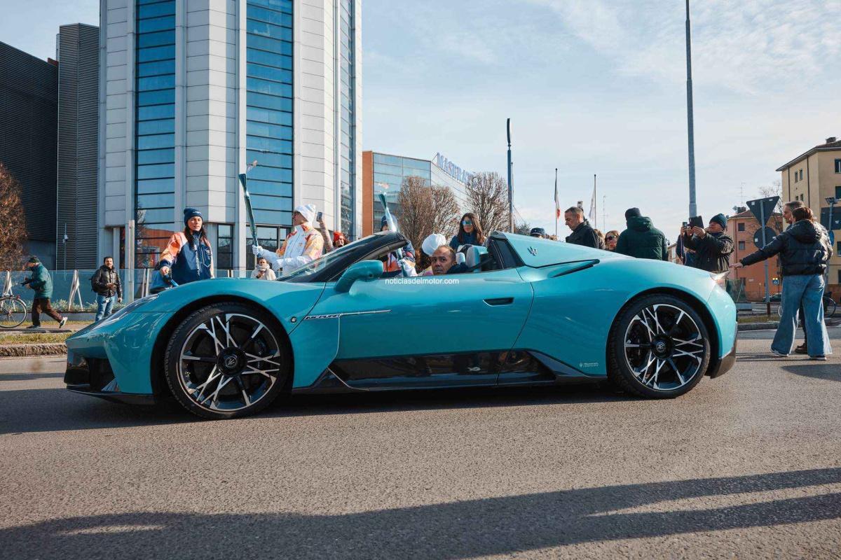 EL NUEVO MASERATI GRECALE CRISTALLO DEBUTA EN EL RECINTO HISTÓRICO DE LA MARCAEL NUEVO MASERATI GRECALE CRISTALLO DEBUTA EN EL RECINTO HISTÓRICO DE LA MARCA